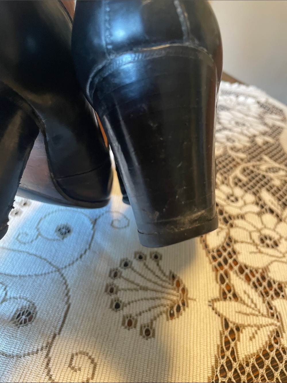 Gucci Black Leather Tassel Mid-Heel Loafers - Women's - Picture 9 of 12